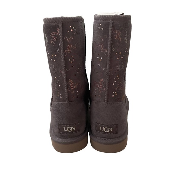 NEW UGG CLASSIC ZODIAC SHORT Boots Gray size 8 - Picture 6 of 9